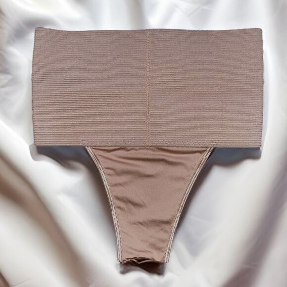 New Medium High Rise Lower Tummy Control Shapewear Panty Cincher Belly‎ Band Tan - Picture 2 of 3